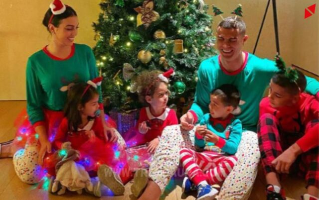 رونالدو يحتفل بعيد الميلاد مع عائلته